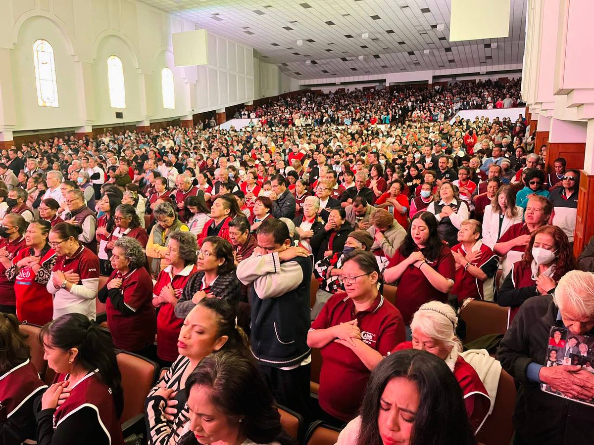UnivMx's tweet photo. ¿Cuál fue tu experiencia en el Santo Culto de hoy? Escribe acá en los comentarios… 🔥 #UniversalMexico #UniversalMx #IglesiaUniversal https://t.co/3QoCxk6VCB