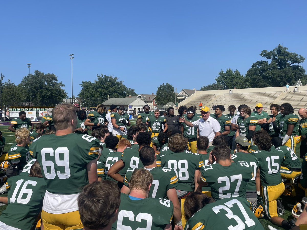 Got the best birthday gift. St. Eds over good counsel 28-7. Go eagles. #edsup