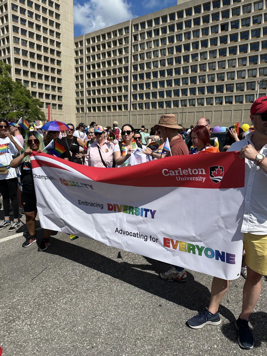 CU_Provost's tweet photo. Fantastic ⁦@Carleton_U⁩ presence today at ⁦@FierteCapPride⁩! Shout out to ⁦@cusaonline⁩ and student organizer Aanya Baindur for mobilizing us!! Already planning for next year… https://t.co/0XNf9Dx5L6