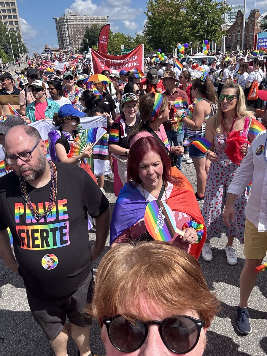 CU_Provost's tweet photo. Fantastic ⁦@Carleton_U⁩ presence today at ⁦@FierteCapPride⁩! Shout out to ⁦@cusaonline⁩ and student organizer Aanya Baindur for mobilizing us!! Already planning for next year… https://t.co/0XNf9Dx5L6