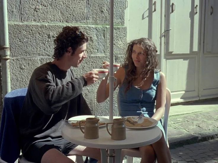 deneuvesmuse's tweet photo. conté d'été (dir. by éric rohmer) https://t.co/uH900uwmuz