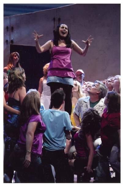 soozibags's tweet photo. It's #ShowoffSunday (ok I may have made this up) so here's a pic that just came up on my FB memories of me playing Donna in a Mamma Mia! masterclass in the West End
✨ https://t.co/Fn1VRZKeqU