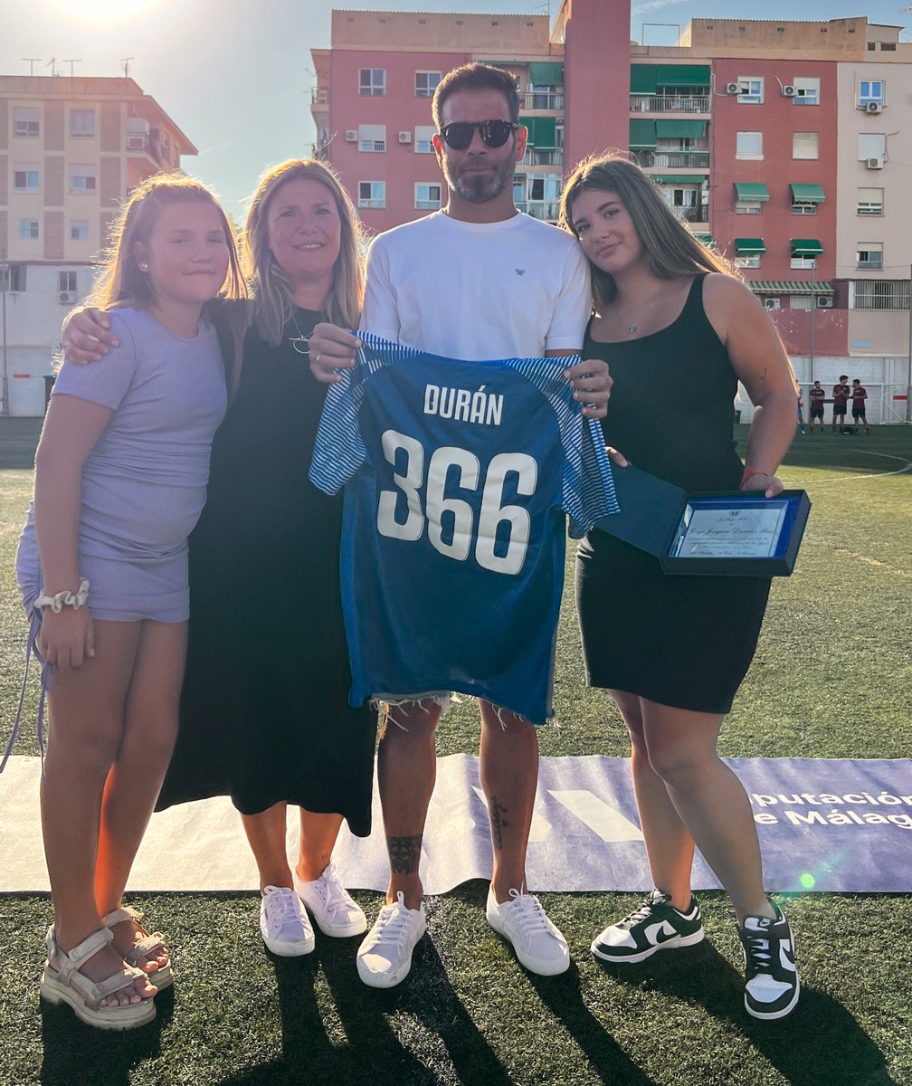 San Ignacio despidió hoy a sus dos 𝙇𝙀𝙔𝙀𝙉𝘿𝘼𝙎 Nacho y Durán 🫡💙🥹

#EternosCapitanes