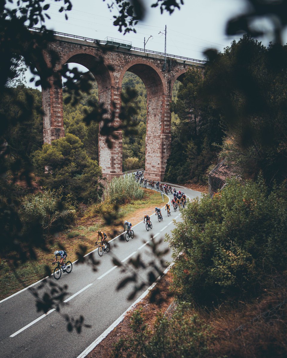lavuelta's tweet photo. 📸 FOTO DEL DÍA | PIC OF THE DAY 😍  

Powered by Plenitude

#LaVuelta23 - 📸 @cxcling https://t.co/PeEAG2vfIt