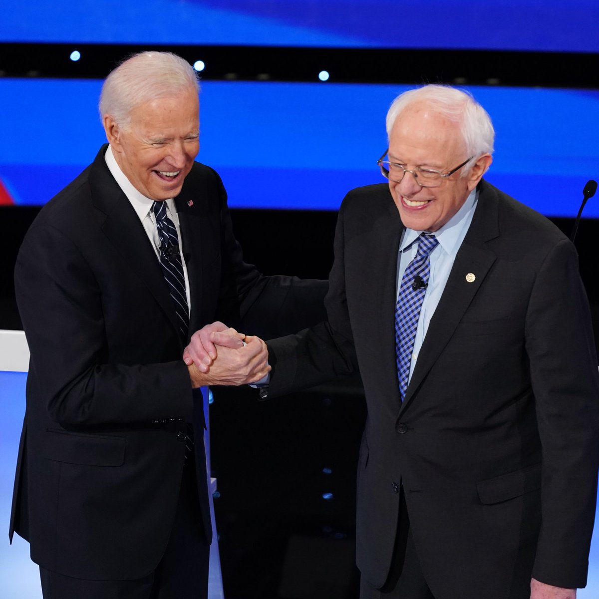 🚨 GIVE BERNIE HIS DUE Today on CNN's State of the Union, Bernie Sanders came to President Biden's defense and hit Cornell West over his criticism of the president: Sanders: '𝘞𝘩𝘦𝘳𝘦 𝘐 𝘥𝘪𝘴𝘢𝘨𝘳𝘦𝘦 𝘸𝘪𝘵𝘩 𝘮𝘺 𝘨𝘰𝘰𝘥 𝘧𝘳𝘪𝘦𝘯𝘥 𝘊𝘰𝘳𝘯𝘦𝘭 𝘞𝘦𝘴𝘵 𝘪𝘴 𝘐