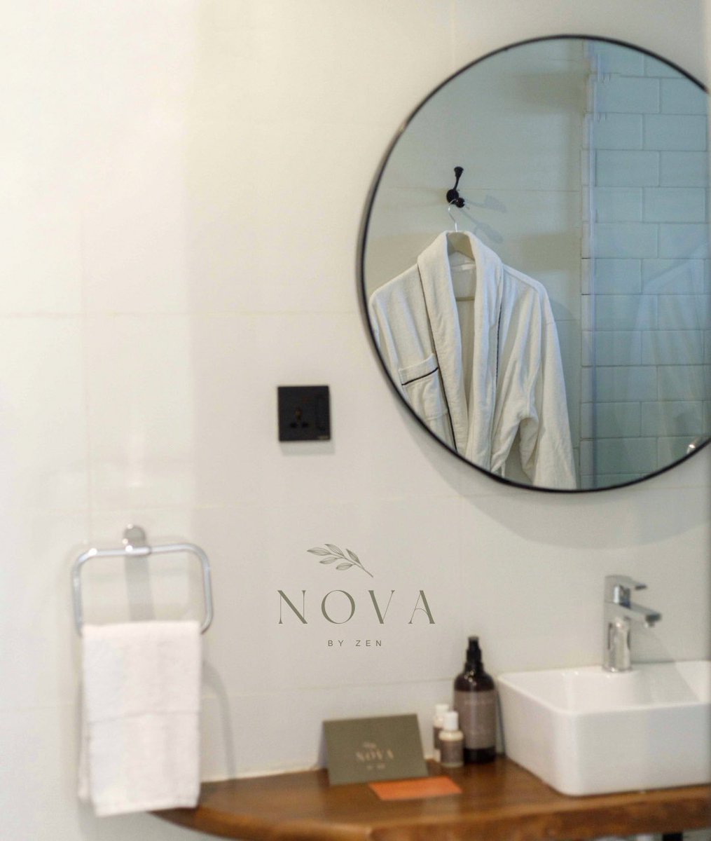 officialmimzbee's tweet photo. Queen size bed, wardrobe, work table We offer premium service…. The every detail in our space. You can check us out @novabyzen https://t.co/GhHQl9PcPi