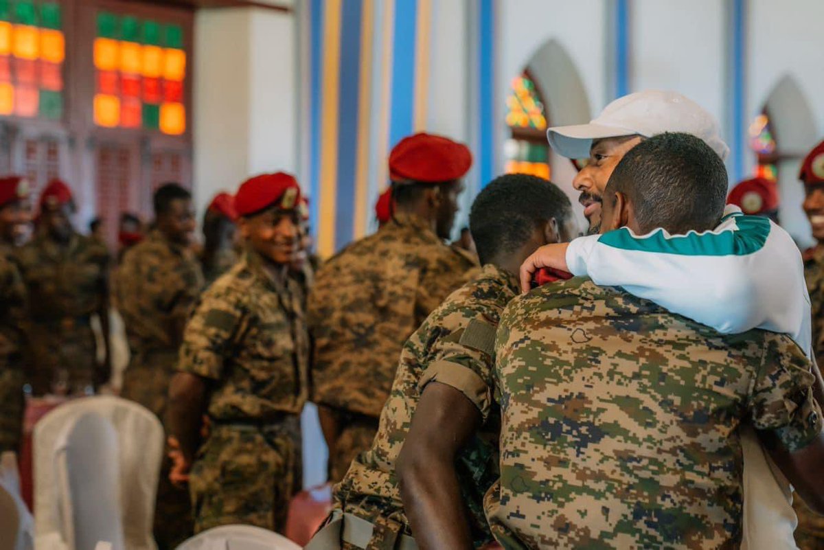 firmayedemeke's tweet photo. ኩራታችን #ENDForce 🇪🇹 #EthiopianArm @AbiyAhmedAli https://t.co/lOXGFlC0nl