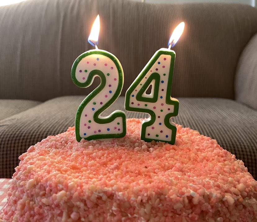 haimashiaides's tweet photo. big day for me :))  here’s to hoping 24 will be a good year ☺️ https://t.co/wMy9kyl7jf
