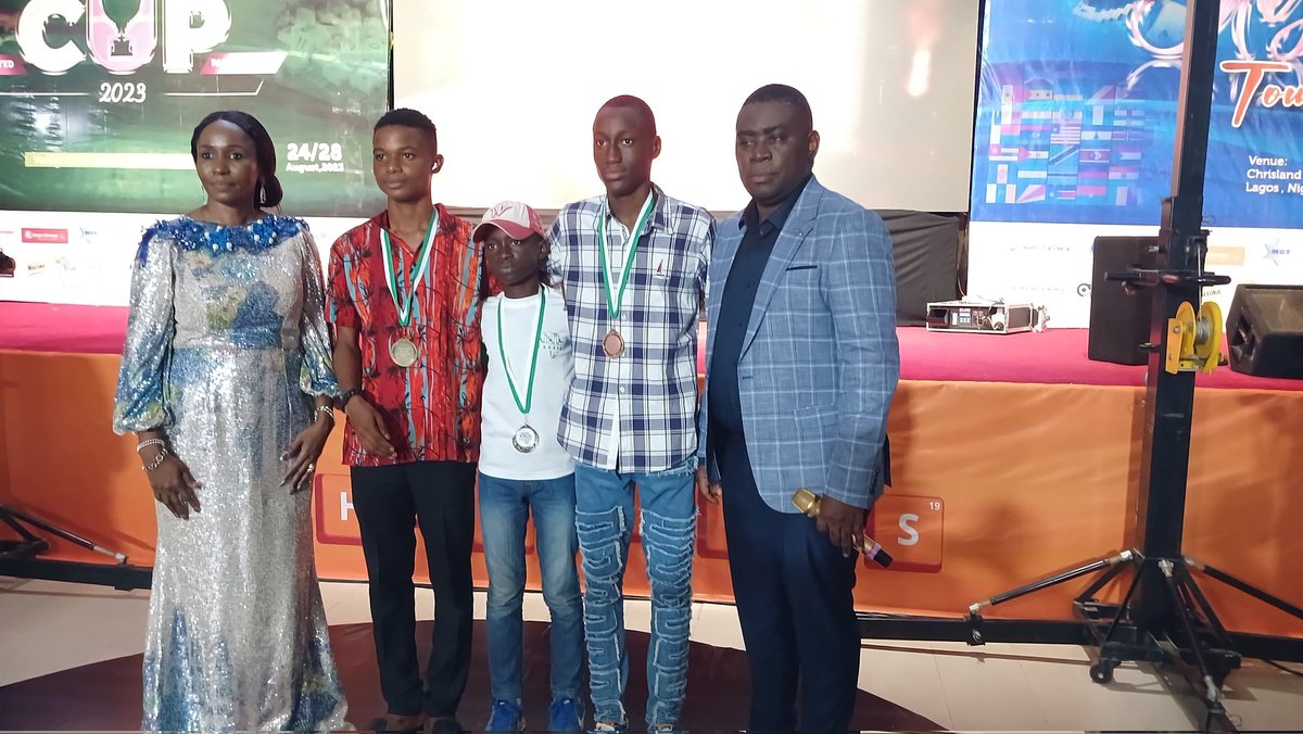 PANASAScrabble's tweet photo. Presentation of awards to the winners at the U-15 PANASA/Winifred Awosika Foundation African Youth Scrabble Championship, AYSC.
#RoadtoLagos #PANASA #Scrabble #ScrabbleinAfrica #WinifredAwosika #AYSC2023 #PresidentsCup2023 https://t.co/HBTk7Izkc0