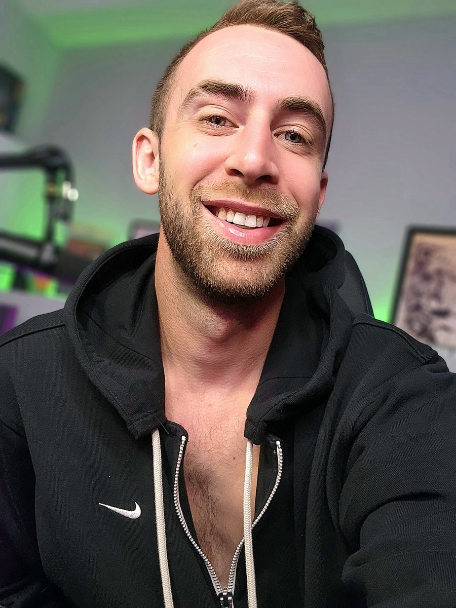 Live in just a few minutes friends! 
Really excited to be back today for Shit Your Pants Sunday!!