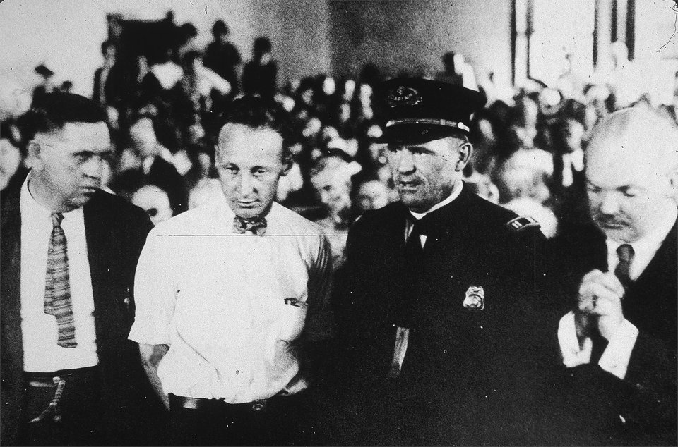 historydefined's tweet photo. High school teacher John T. Scopes on trial in Dayton, Tennessee for teaching evolution, which was prohibited under state law. 1925 https://t.co/q1v7WWI7QG