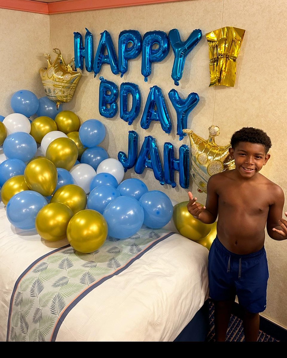 jay88820526's tweet photo. HAPPY GDAY TO MY MF SONNNNNN💫🔥🤞🏽🖤My Bestfriend No Matter What He Going Be By My Side‼️This The First Bday Im Not With Him And I Know He Probably Sad Cus He Wont Respond To Me Im Rey Cry Fr But We Was Lit AF In The Islands Last Week For His Bday So He Know Wassup💪🏽Love You Son https://t.co/WstUtA4tL7