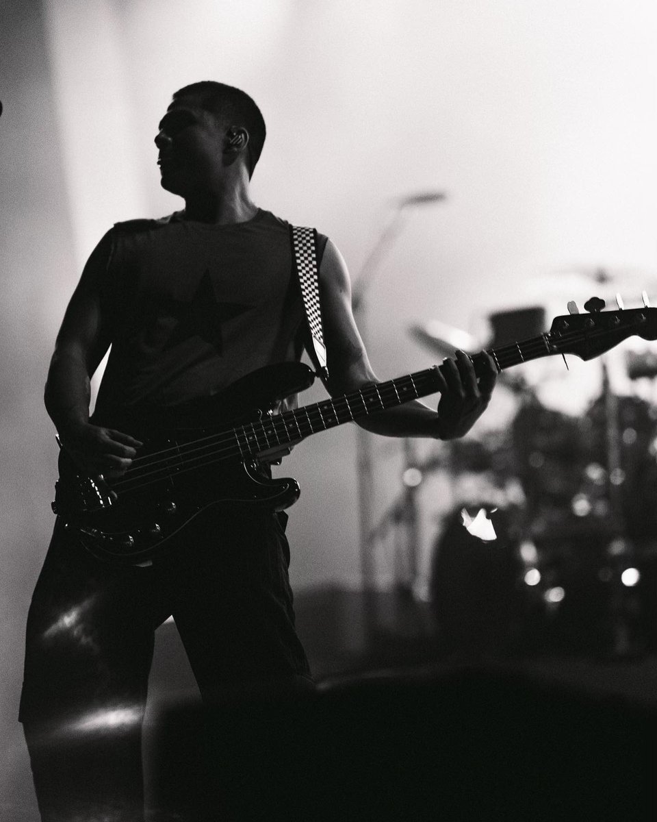 archivecalm's tweet photo. CALUM THOMAS HOOD https://t.co/xhB0zkppYl