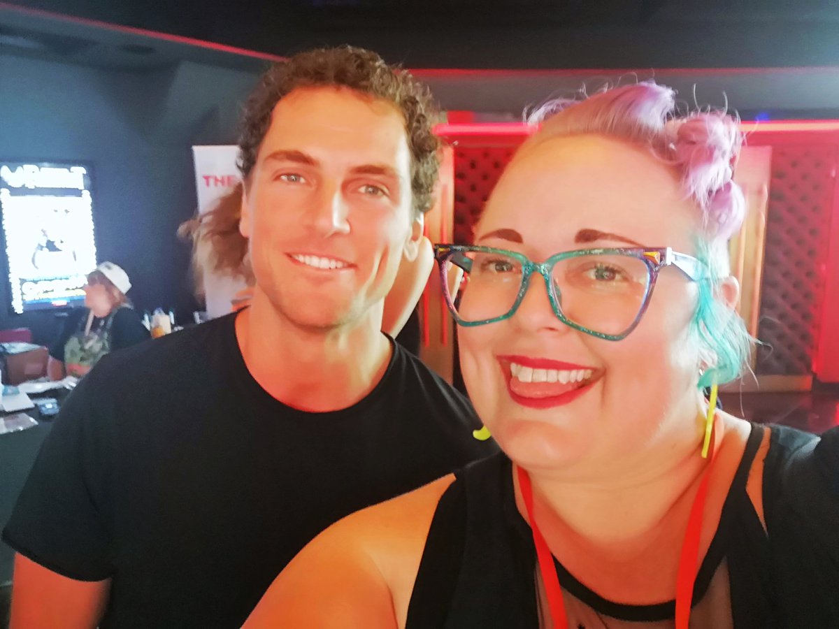 bellefiik's tweet photo. #Minore at @FrightFest on Sat night was an absolute hilarious delight! Had the pleasure of meeting writer (+ designer) Elizabeth E Schuch &amp; wonderful actors Davide Tucci &amp; Constatin Symsiris. A wild adventure, you'll never look at Bouzoukis the same again! Greeks must see this!😂 https://t.co/QbxwVkiuih