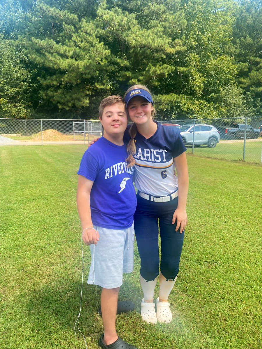 Julia Nackley tweet media