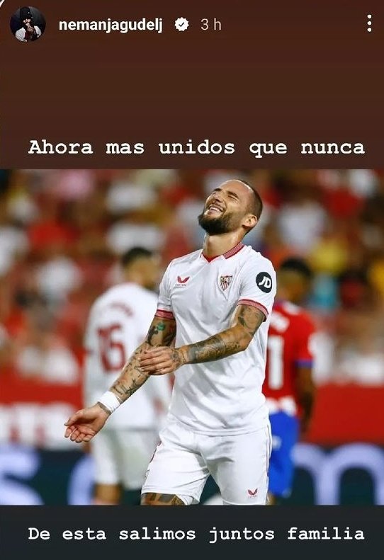 AngelPereez_16's tweet photo. La historia de Nemanja Gudelj en su Instagram:

🗣️"Ahora más unidos que nunca. De esta salimos juntos familia" https://t.co/rKs4jdDPnu