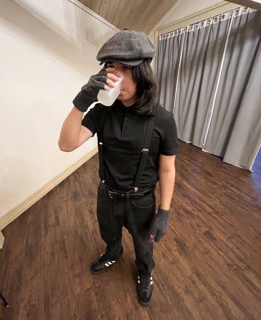 TheBigTCompany's tweet photo. who does this bloke think he is 😭 https://t.co/WJuWUL8dyt