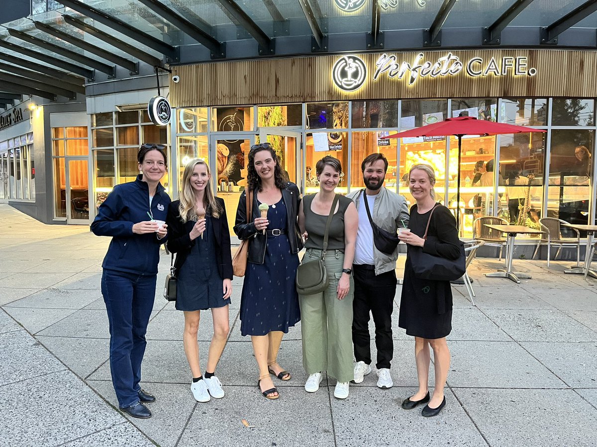 ChiaraG__'s tweet photo. So lovely to catch up with global behavioural science researchers, chat research &amp; explore Vancouver together! #ICBM2023 https://t.co/Blwwjnca7s