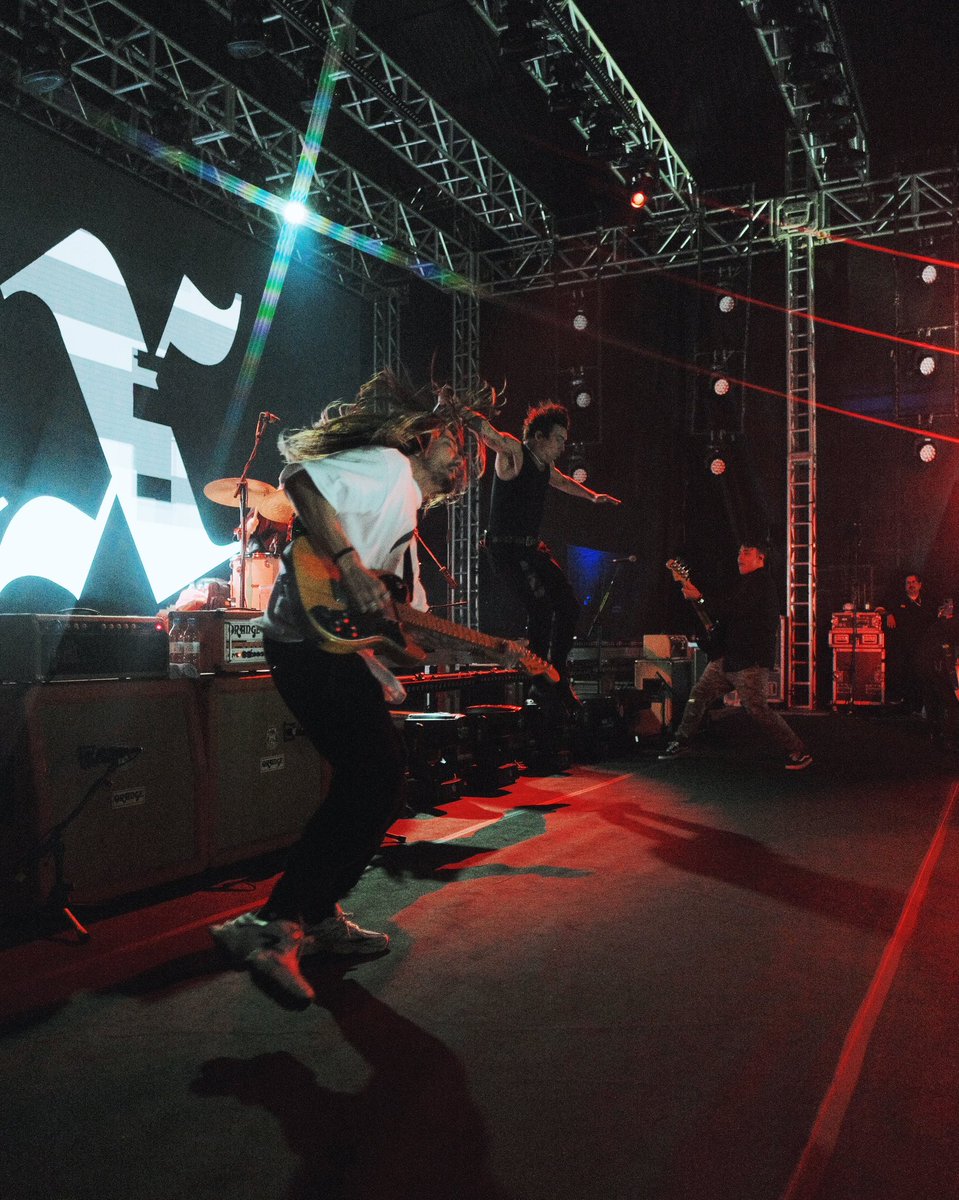 nxzerooficial's tweet photo. A #TourCedoOuTarde tá sendo MUITO além de tudo que a gente podia esperar! Obrigado #FNX de Balneário! ❤️

📸 @cesinha https://t.co/PRoNuPV26o