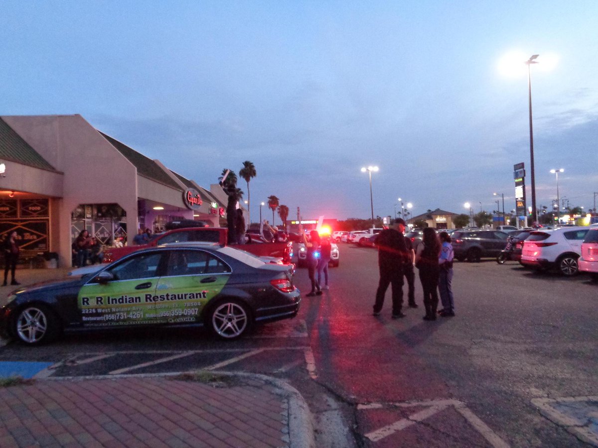 rgvjbgc's tweet photo. On the evening of Aug, 26, 2023, the same day as the NSBM performance of Maquahuitl, Orden, and other reactionary bands, protestors and community defenders pulled up to the front of The Dungeon/Club Retro night club. https://t.co/Brn0olkTlx