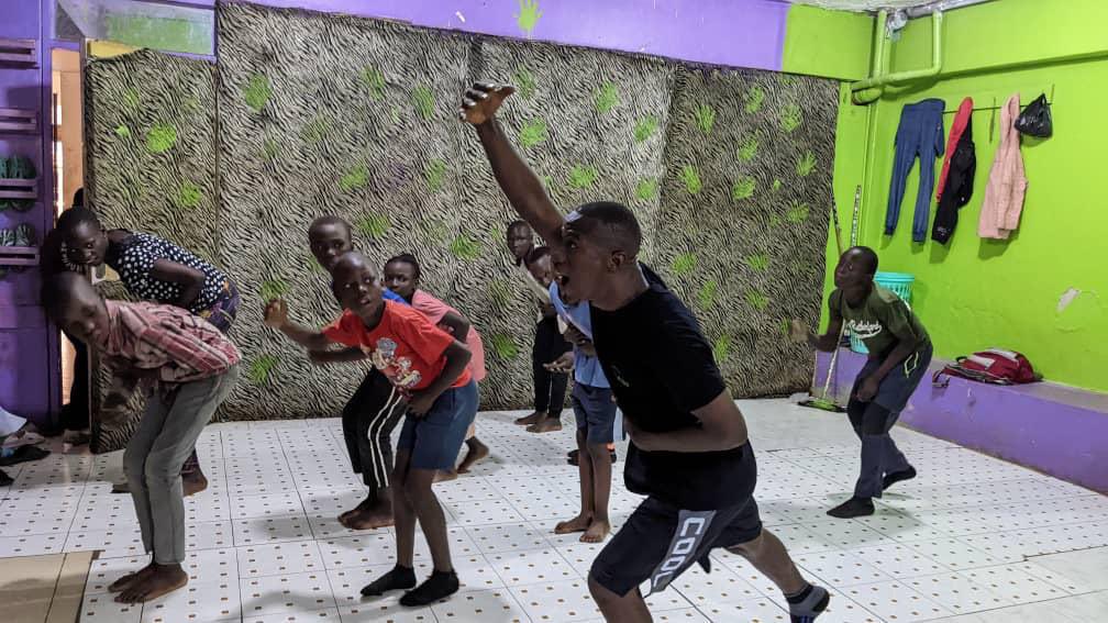 Yesterday, Younoussa arrived in Uganda!  Younoussa is MindLeaps Program Coordinator in Guinea, and this is his first time traveling outside of his home country.  He will be working with Team Uganda for the next three weeks to share best practices across two of our African teams.