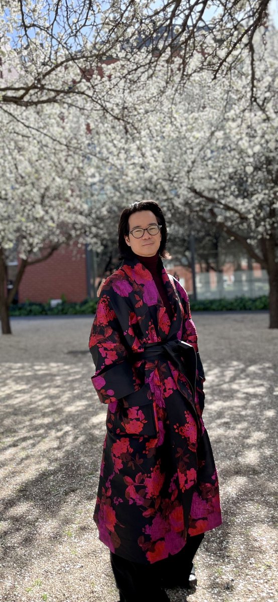 ReubenCheok's tweet image. Walking amongst the cherry blossoms in my Ikebana trench from et.al 

@BgoArtGallery @ExploreBendigo @GreaterBendigo @bendigoweekly