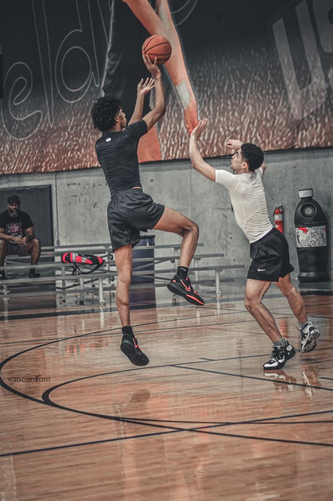 elijah33herron's tweet image. Glory to god