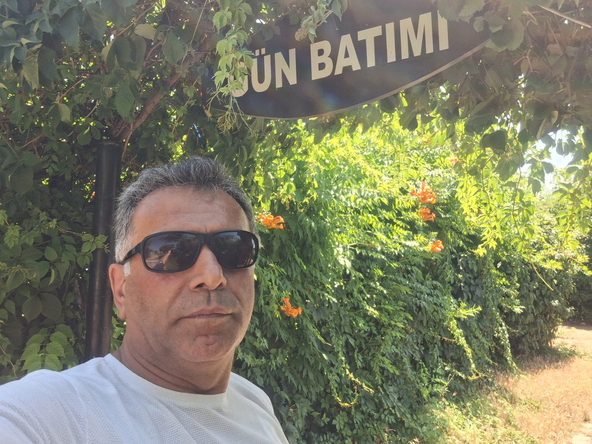 NailInce11's tweet photo. Hersey Gönlünüzce olsun inşallah https://t.co/lvZ5i3akkM