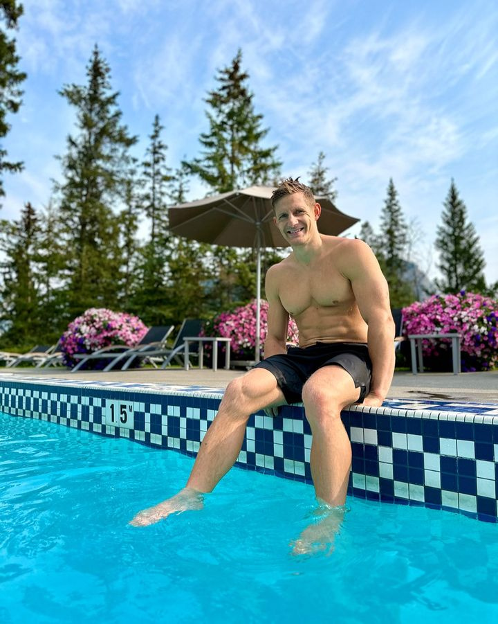 'Vacation mode activated 💆‍♂️  

Rest day… meet rest month.' 🤝 @fairmontbanff 

#Priorities #RestAndRelaxation #BanffSprings #MyBanff #AdventureHere

@BFikowski