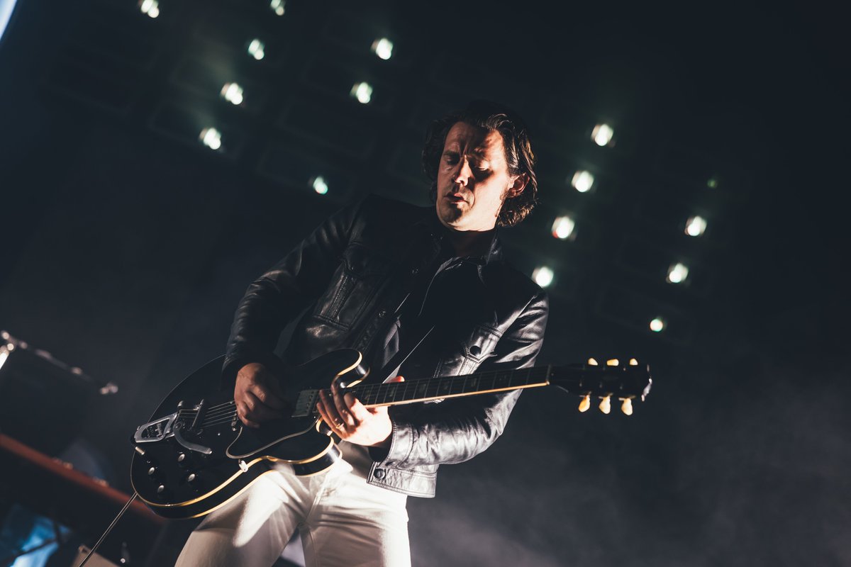 ArmoryMn's tweet photo. Weβve dreamt about @ArcticMonkeys nearly every night this week. πͺ©
#ArmoryMN
#arcticmonkeys
#Day1
#fullpicinprofile https://t.co/WNgtAYszAo
