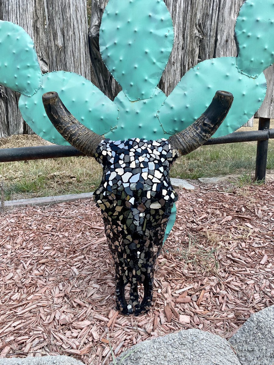 mcelroy_lauryn's tweet photo. Dead Head Custom Creations 🖤 https://t.co/UsAriPTJ9P