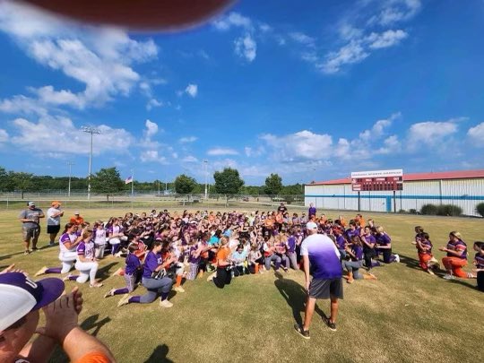 victoria18818's tweet photo. Unity Day Was great Got to meet new People and learn a lot of Stuff,had a great time With my team and other teams @UnityAttard @VAUnitySB https://t.co/Twrp5HZflK