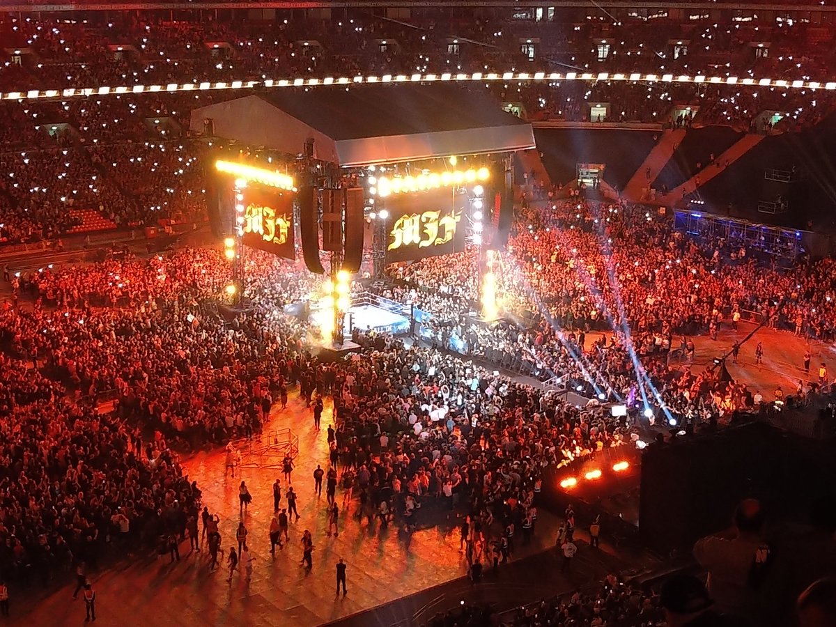 nickxt's tweet image. Class show by AEW today! Well worth going.