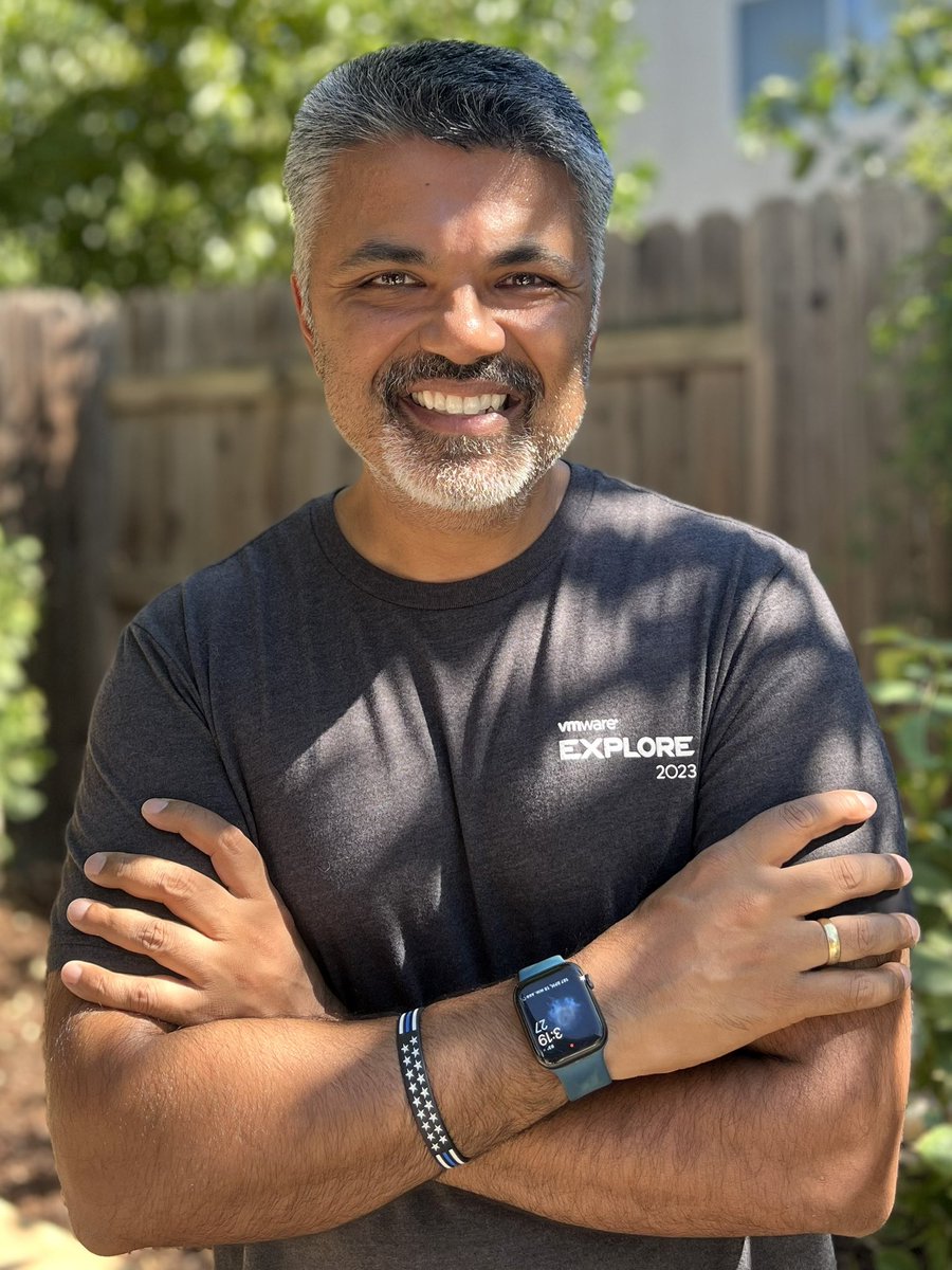 Sharat_Chander's tweet image. Post-weekend @VMwareExplore @SpringOne 

Had to take shots with the conference T-shirt!

#VMwareExplore #SpringOne