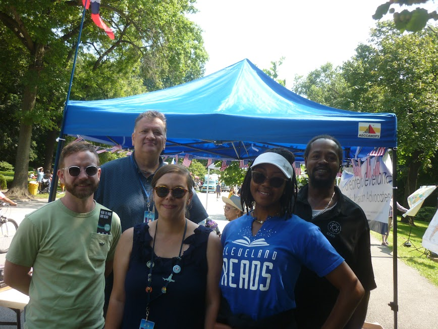 LauraMcShaneCLE's tweet photo. @feltonian @Cleveland_PL @SkrticX @alithearchitect @tpl_org @clevemetroparks Great DAY! Great PEOPLE #oneworldday @CityofCleveland #CLEVELANDReads! #TRANSITplusTRAILS made possible today thanks to @redlinegreenway @GCRTA in the National Heritage Area @canalwaycle @TheCLE https://t.co/VpMSnkl8GR