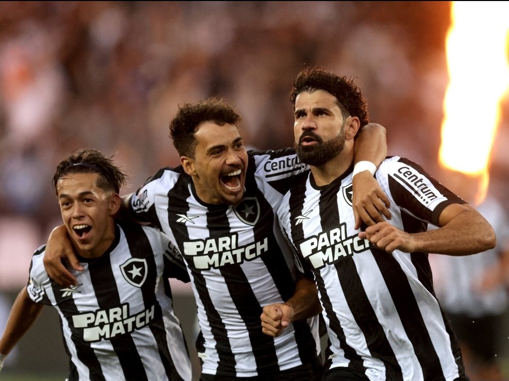 Botafogo está com a 2° MAIOR média de PONTOS AJUSTADOS na HISTÓRIA do Brasileirão!

1. Inter [1976] - 2.52
2. Botafogo [2023] - 2.43
3. Inter [1979] - 2.39
4. Flamengo [2019] - 2.36
5. Palmeiras [1993] - 2.36

Campanha no nível do Internacional do Falcão 🤯