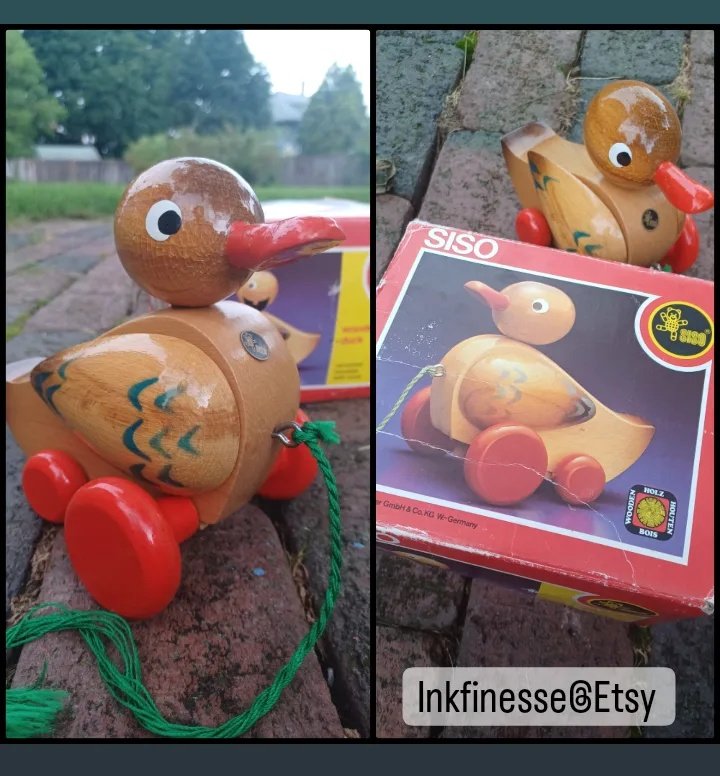sharpobjects13's tweet photo. This new #friend is a #60s #wooden #pulltoy made by #Siso in #Germany & its in my #Etsy @ https://t.co/f5UUviVeXB along w/other #vintage #fashion, #nostalgia & unique #art 💗☮🤘🏼 #60sstyle #60sfun #Retrofirst #birds #ShopMyCloset #cute #woodentoy #wood #BirdsOfTwitter #ducks https://t.co/Yp4ntSaSJH