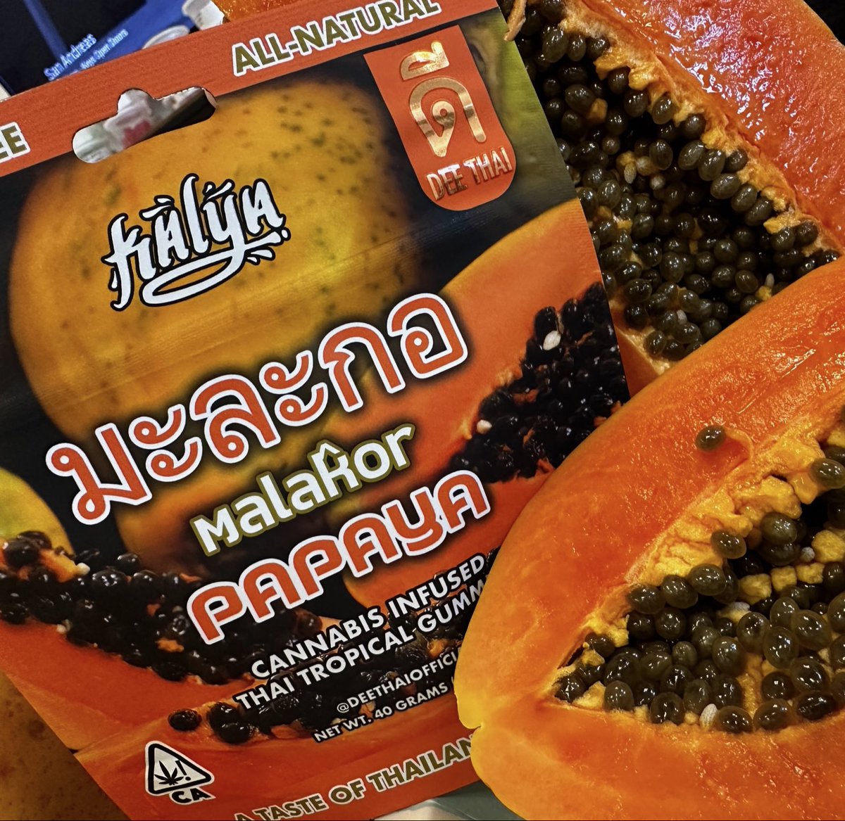 DeeThaiOfficial's tweet photo. @DeeThaiOfficial x #KalyaExtracts Papaya are some of the best tasting gummies we have made to date!! #Rosin #Gummies #DeeThai #Kalya https://t.co/HbzhajWK6L