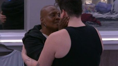 FilmTVRants's tweet photo. Felecia: I know we both have bae’s outside of this house but how about we give this a shot? 🥰
#bb25 #felizzierise #swirltime #interrachel https://t.co/S6z3r06ECP