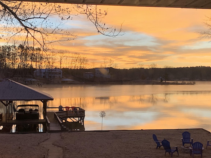 Look at this view! Wanna come play some epic D&amp;D with me here? tinyurl.com/AlcuinAirDnD