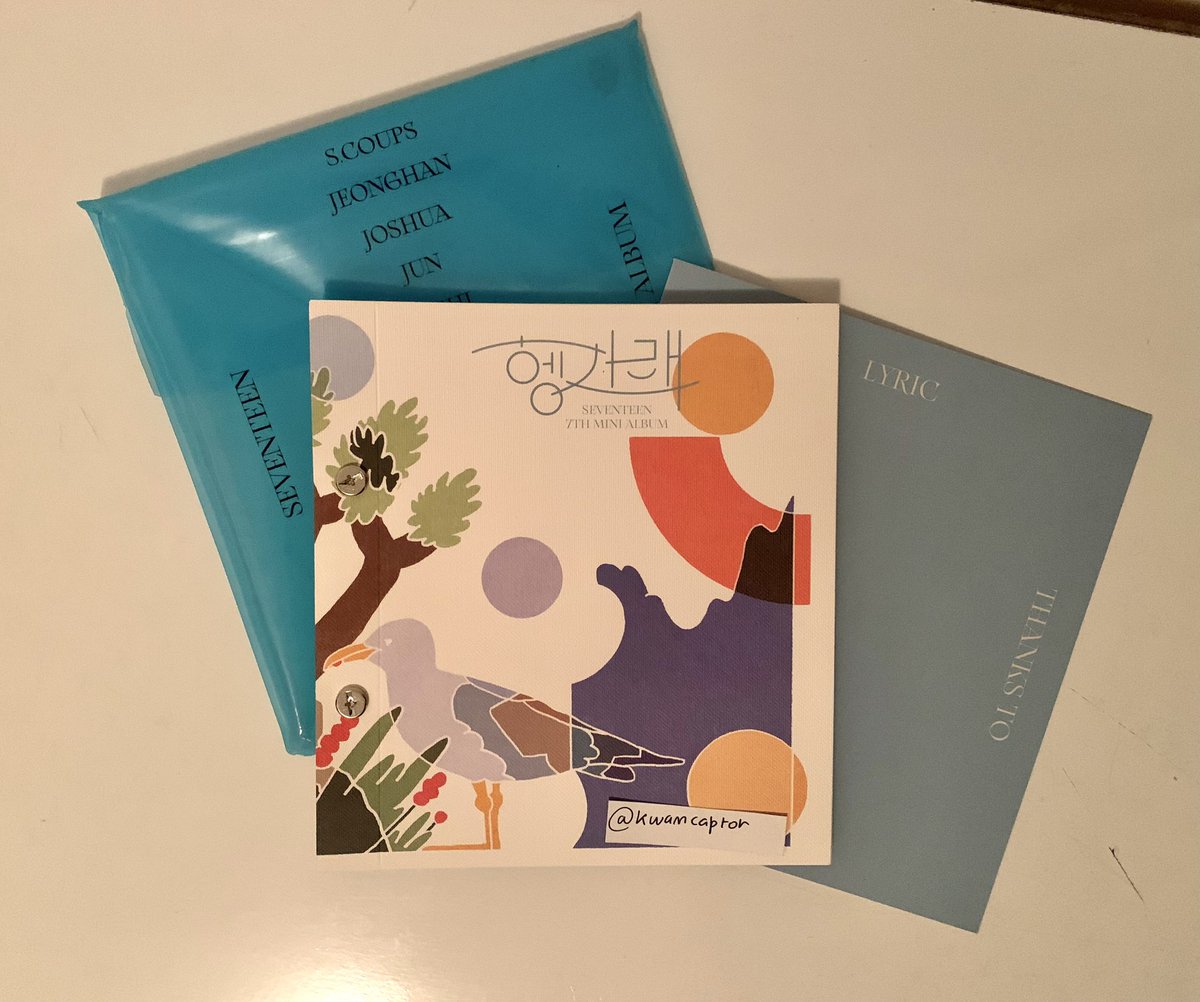 kwancaptor's tweet photo. VENDA/VENDO SEVENTEEN 

henggarae dul seminovo com photobook da hiphop unit + cartela de adesivos

R$ 60 + 10 de frete na shopee

— sem inclusões 
— cd nunca rodado, única avaria é o adesivo do envelope rasgado
— fbs no meu fix! 
— reservo com certeza de compra https://t.co/49d9ncK139