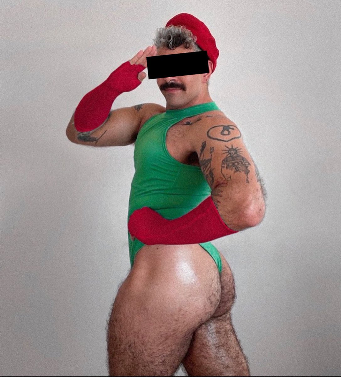 do you like my cosplay..?