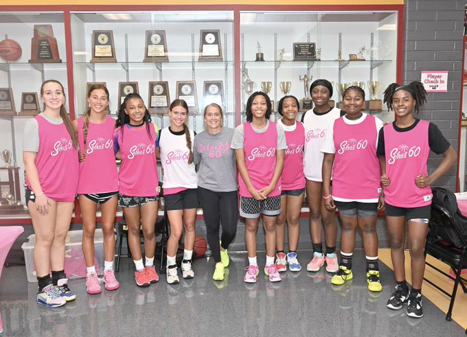 Thank you @Select60 @CoachCPMitchell and Coach Walker for the invite! Learned and competed. Thank you for the experience❤️ @WomenNets @BallHerHoopsCLT @Mindy_McCarthy3