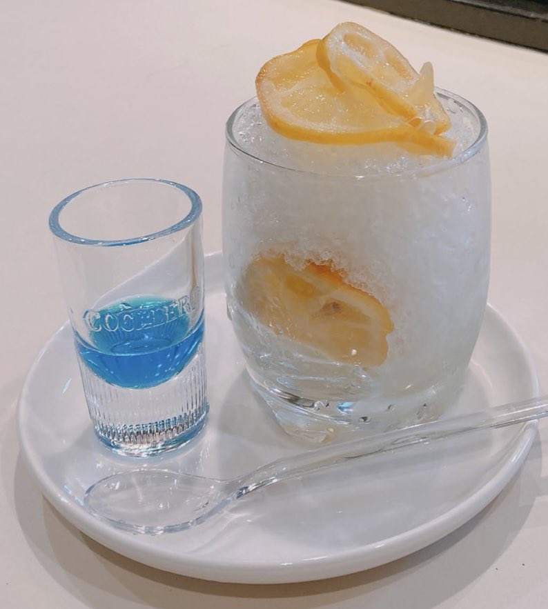 fuunfortune's tweet photo. おはようございます🙋‍♀️✨本日8/28フォーチュンカフェフーン営業日です🫰☺️

今日は冷たい柚子ティーとグァバジュースをご用意しました🤭

花札おみくじ付きクッキーも好評販売中🥳🍪

占いは花札とダイスの2種類🎴🙋‍♀️🎲

11時オープン🕚
ご飲食のみのお客様も大歓迎🤝お待ちしてます✨ https://t.co/VXs9NRJS4G