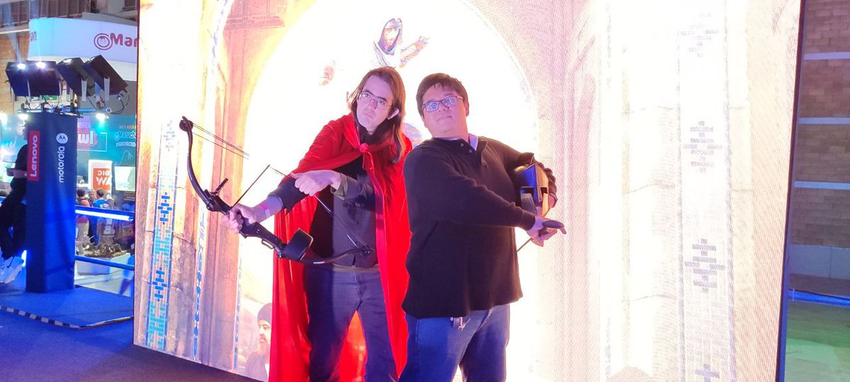 G3RadioMX's tweet photo. @bilicutz y @JaiZeroni de #CabinaGeek llevando te a los mejores eventos #gamer #vivegamergy #viral https://t.co/onOdB0fir6