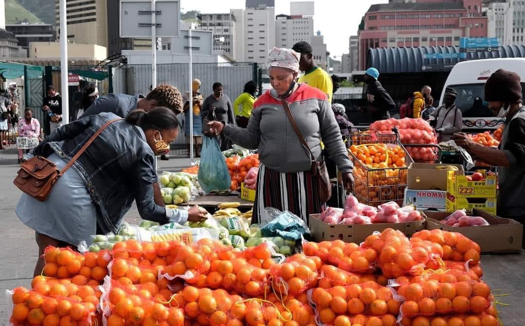 AdvoBarryRoux's tweet image. To the queens who raised us🙏🏾❤️