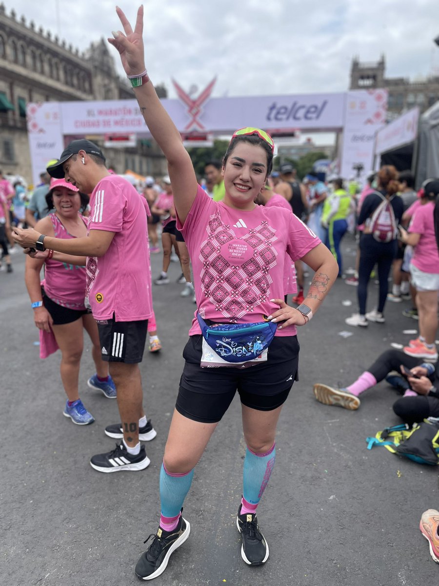 AUTENTICALAD's tweet photo. Mi segundo Maratón #42km #maratóndelacdmx 🏃🏻‍♀️🫶🏼 https://t.co/25XLBlrCeO