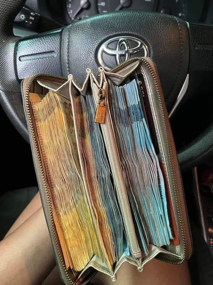 imlolabashang's tweet photo. Money is coming at  your home today 💸💸💸💸 CLAIM IT 🙏🥰🥰🥰 https://t.co/d4GWCTkuIM