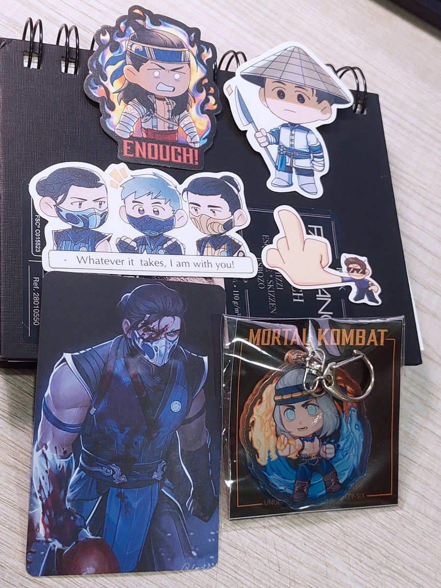 Kanahi194's tweet image. #MortalKombat merch I bought from @fortsix_ 😻 Thank you so much for the Bi Han card 💖