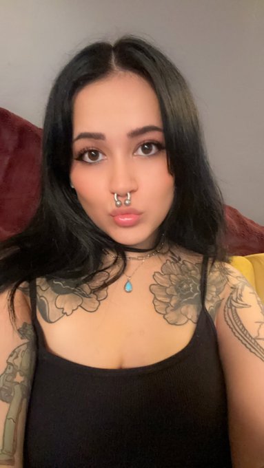 There are a few hours left of my OnlyFans sale ✨❤️ hurry🎀 ➡️https://t.co/BBtc755frW  #nsfwtwt #6160224test<a href="/tag/streamys"class="tags"><span>#streamys</span></a><a href="/tag/nsfwtwt"class="tags"><span>#nsfwtwt</span></a><a href="/tag/6160224test"class="tags"><span>#6160224test</span></a>